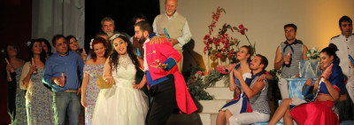 Opera: Gaetano Donizetti “L’Elisir d’Amore” scenograf...
